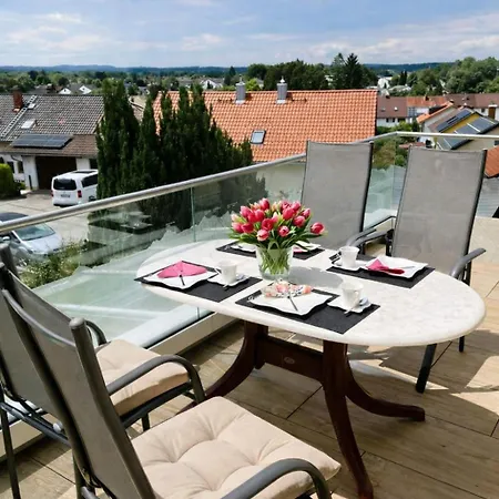 Panorama Im Allgaeu Mit Balkon, Garten Und Stellplatz شقة *