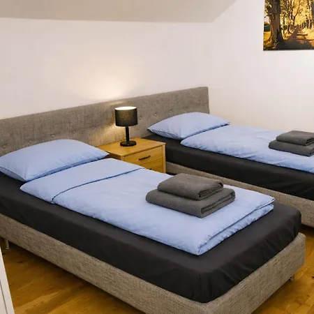 Panorama Im Allgaeu Mit Balkon, Garten Und Stellplatz شقة