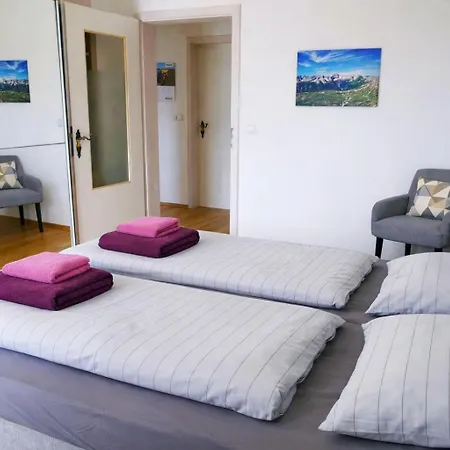 Panorama Im Allgaeu Mit Balkon, Garten Und Stellplatz *