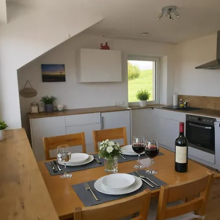 Apartamento Panorama Im Allgaeu Mit Balkon, Garten Und Stellplatz *